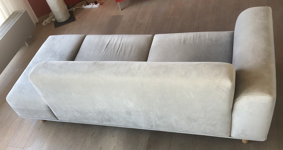 Image 1 of Bolia - grijze design 2½-zitsbank Hannah met 1 armleun en open eind rechts