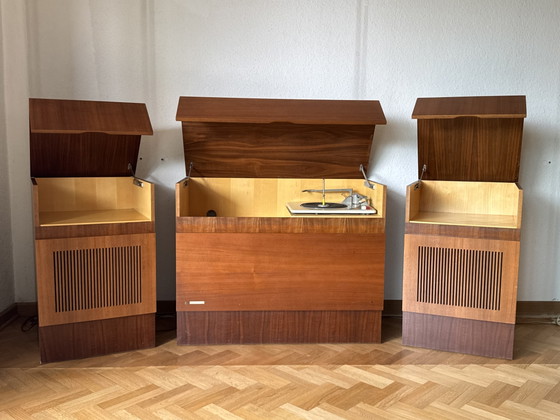 Philips Capella Stereo F8D31A Console + Orig. Satellite Speakers – Decorative Objects, Wood (photo 7 of 8)