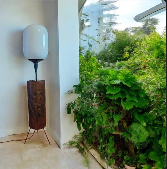 Image 1 of VINTAGE VLOER DOOR JOZSEF GUDICS [JOSCHA]