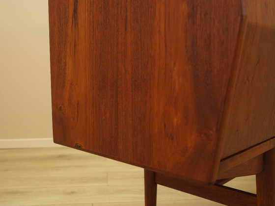 Image 1 of Teakhouten highboard, Deens ontwerp, jaren 60, gemaakt in Denemarken.