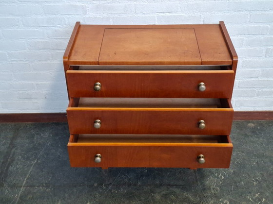 Image 1 of Commode/coiffeuse danoise en teck