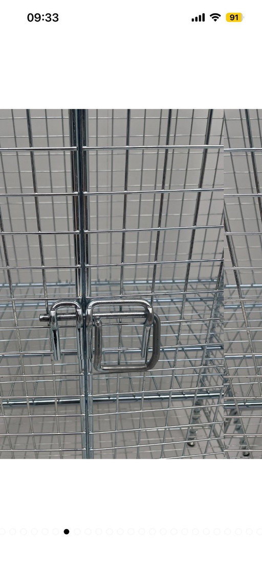 Ikea Nike Karlsson locker kast