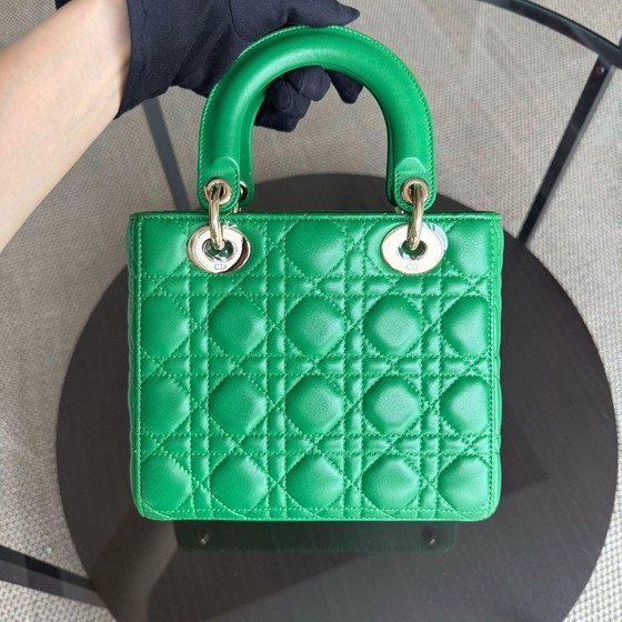 Image 1 of DIOR LADY SMALL FLAP - CANNAGE LAMSLEER GROEN MET GOUDEN BESLAG