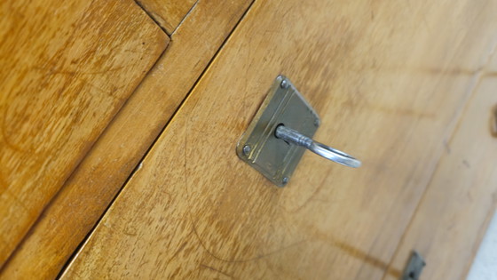 Image 1 of Kommode aus massivem Walnussholz, ca. 1960