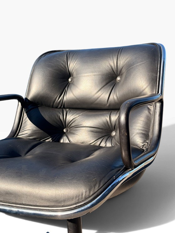 Sillón Executive Charles Pollock para Knoll, cuero negro 1960 – Sillones, Leather (photo 8 of 11)