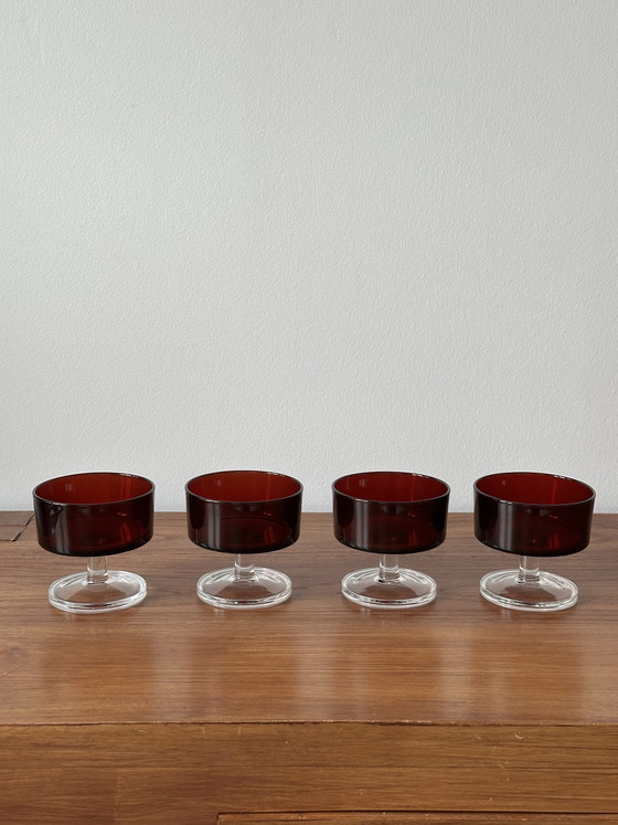 Image 1 of Luminarc Verrerie D’arques Ruby Red champagne/dessert coupes