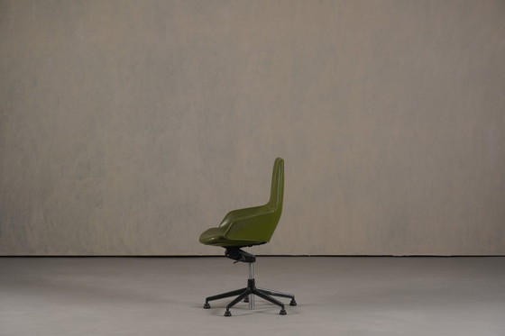 Image 1 of Fauteuil de bureau Aston en cuir, par Arper, Italie, années 2000