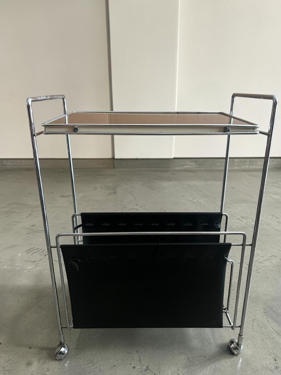 Image 1 of Vintage Zeitungswagen aus Chrom | Mid Century Beistelltisch | Deutscher Design Magazinwagen | Rollwagen | 70er Jahre