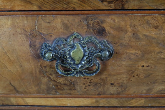 Image 1 of elegant 18th century desk with curb in burr walnut.