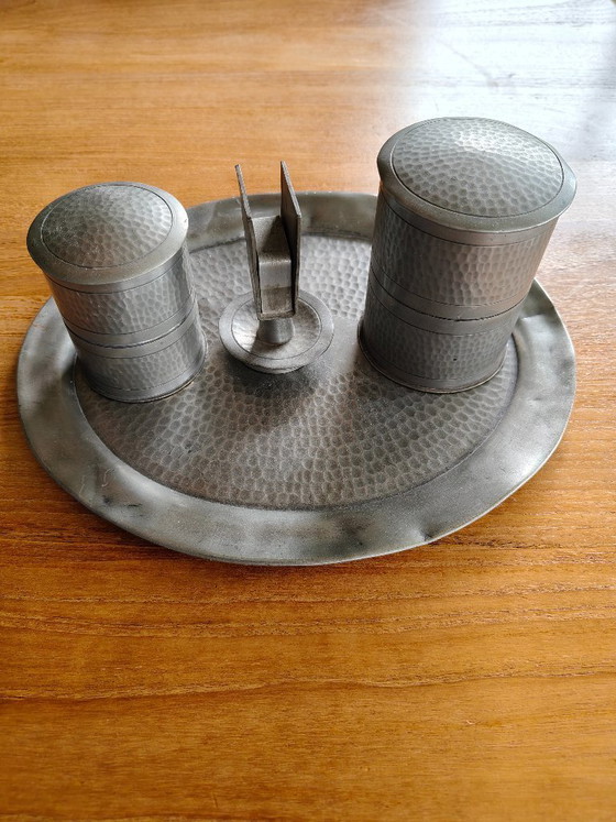 Image 1 of Set da fumo antico in peltro C.K.L. composto da 4 pezzi.