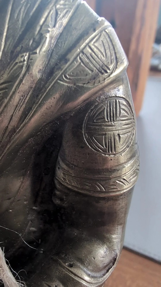 Chinese Bronzen Boeddhabeeld met Shou Symbolen – Late Qing Periode – Kavel 458 – Beeldhouwkunst (photo 11 of 12)