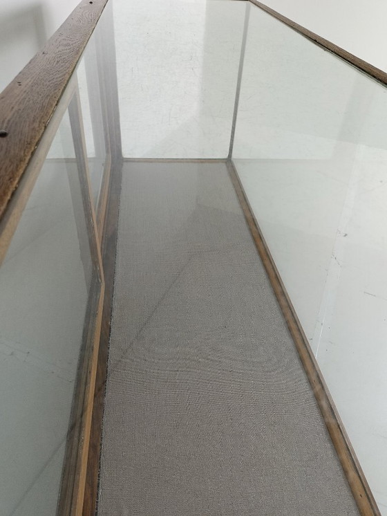 Image 1 of Antica grande vetrina/bancone in vetro