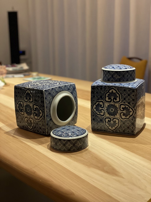 Gorgeous Chinese gingerpots