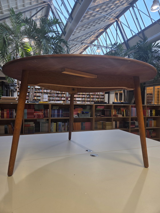 Image 1 of 4 sillas de comedor Hans Wegner 'HEART' -4103- más mesa de origen