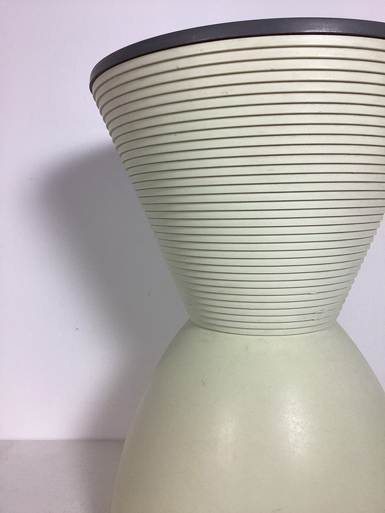 Image 1 of Philippe Starck Prince Aha kruk 1996 bijzettafel