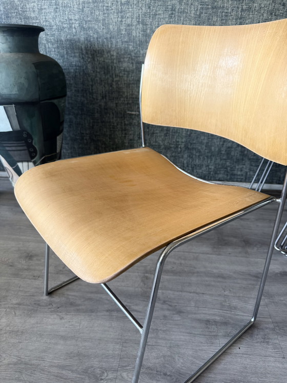 Image 1 of 4 chaises HOWE 40/4 de David Rowland