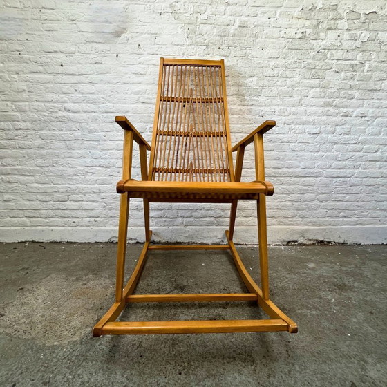 Image 1 of Hellerau Vintage Design Schommelstoel in Rotan en Hout