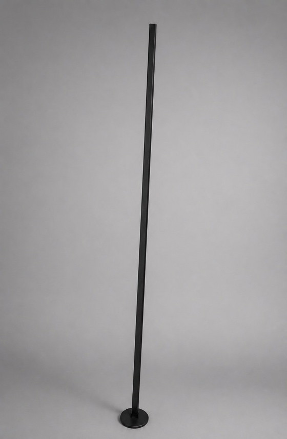 Gica Contra 195 Lampada da terra Nera – Cristofaroluce, Lampade da terra, Aluminium (photo 2 of 12)