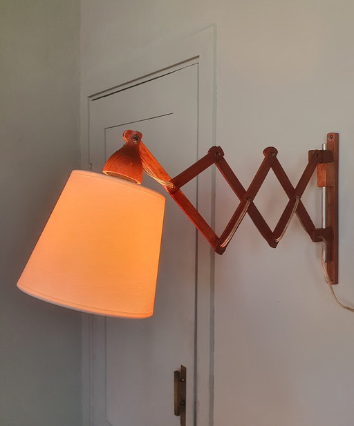 Vintage Wooden Scissor Lamp