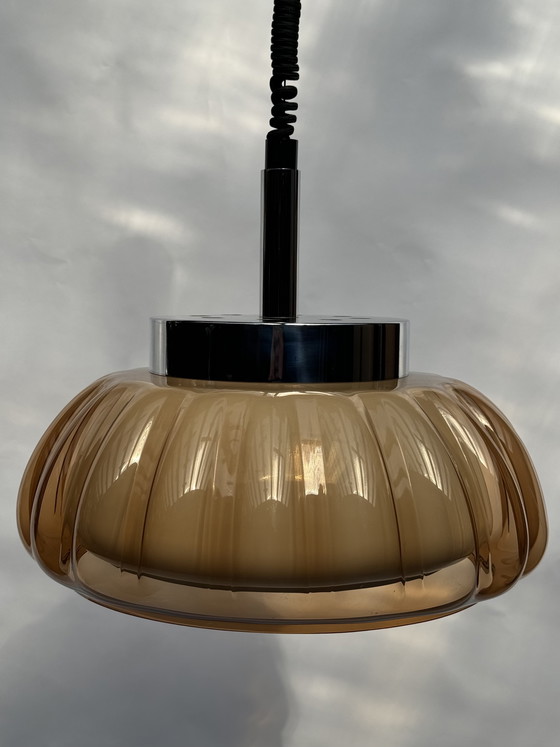 Image 1 of Vintage oranje Dijkstra bloem hanglamp uit de jaren 70 met een futuristisch design.