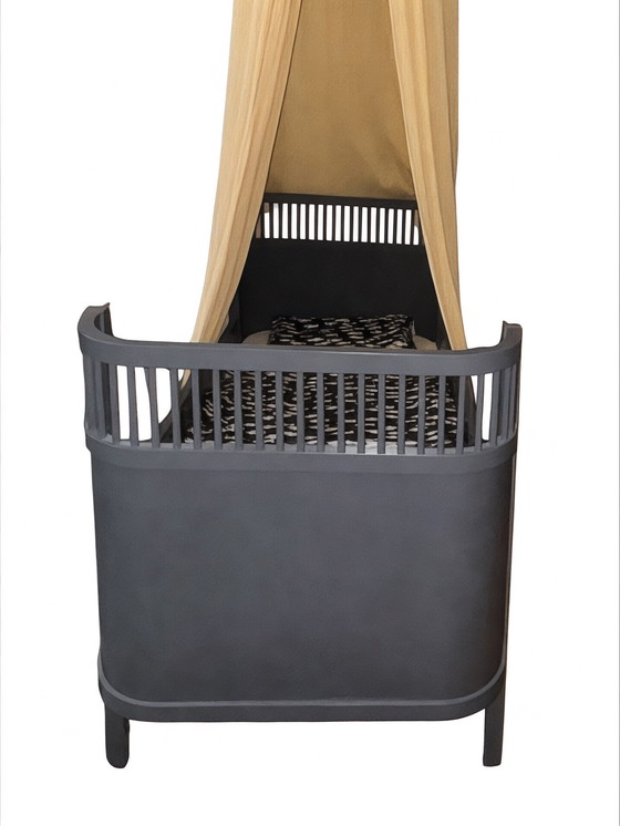 Image 1 of Sebra Bed Baby & Junior Grijs FSC Viggo Einfeldt