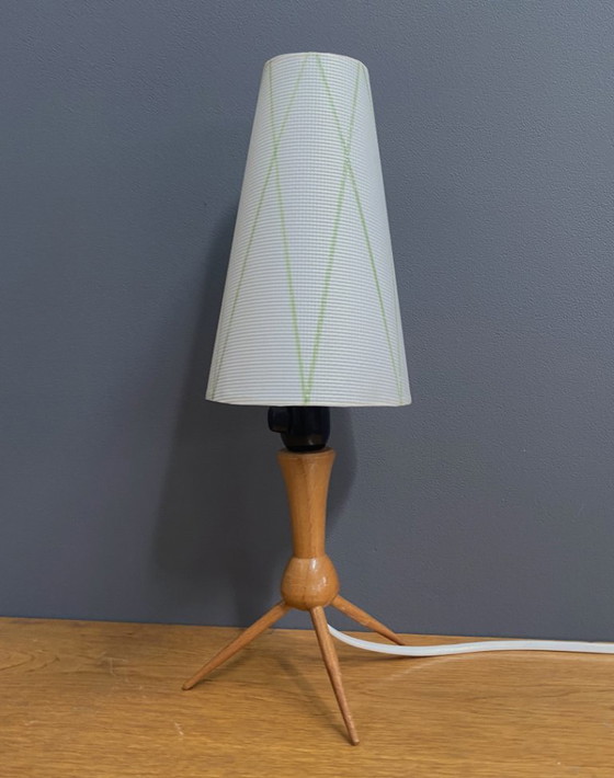 Image 1 of Petite lampe de table en bois 1960