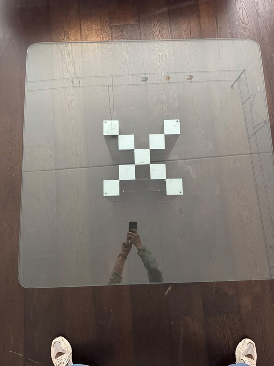 Vintage Design Coffee Table 110x110cm - Geometric Base – Glass (photo 4 of 5)