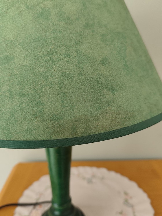 Image 1 of Lámpara de madera verde