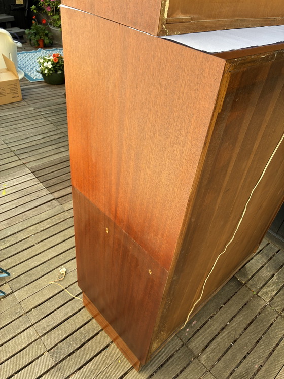 Image 1 of Vintage mid century formule meubel secretaire met bijpassende kast met glazen schuifdeurtjes