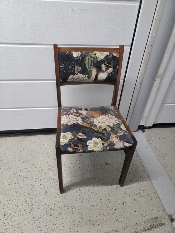 Image 1 of 4 vintage eetkamerstoelen