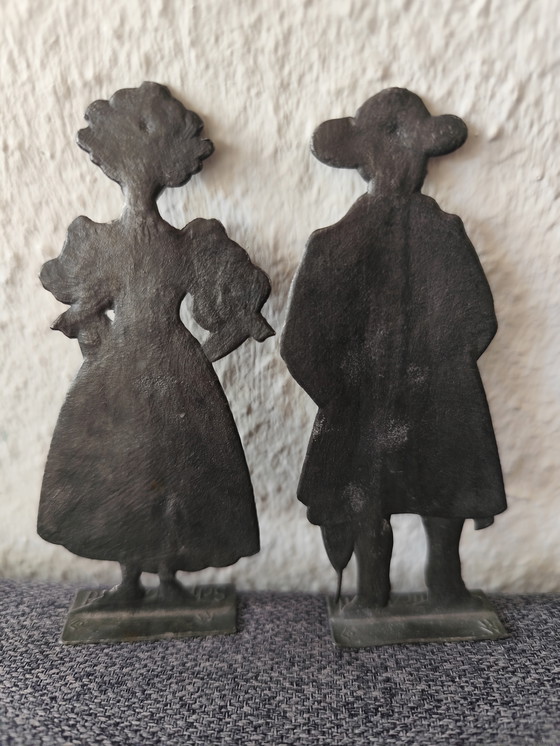 Image 1 of Platte metalen beeldjes uit het Zwarte Woud – vintage – handgemaakt – zeldzaam – ca. 12 cm