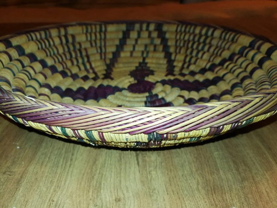 Image 1 of Vintage oosters geweven mand