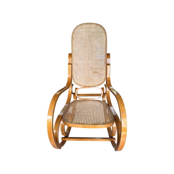 Image 1 of Vintage Thonet-stijl gebogen houten schommelstoel – ca. 1970
