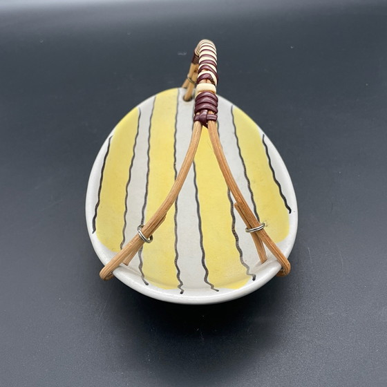 Steuler Keramik 4101/1, Vintage Handled Bowl with Rattan Handle, 1950s, Table accessories, Ceramic, Yellow (photo 3 of 8)