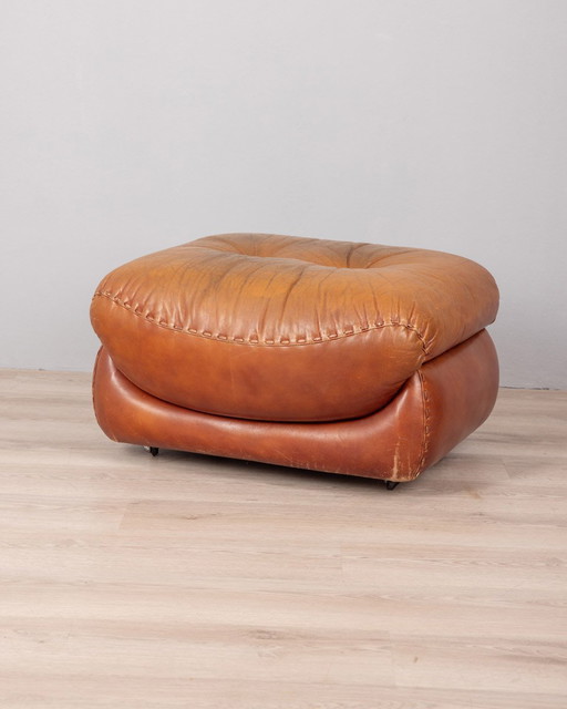 Repose-pieds Pouf en cuir Vintage 70s Mod. "Sapporo" Design Mobil Girgi