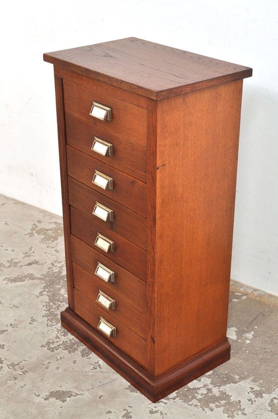 Image 1 of Cassettiera in rovere vintage anni '30