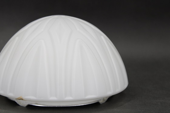 Image 1 of 1970 Paar wandlampen in melkglas, Tsjecho-Slowakije