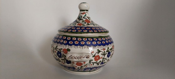 Image 1 of Vaso turco vintage in ceramica dipinto a mano proveniente da Kütahya