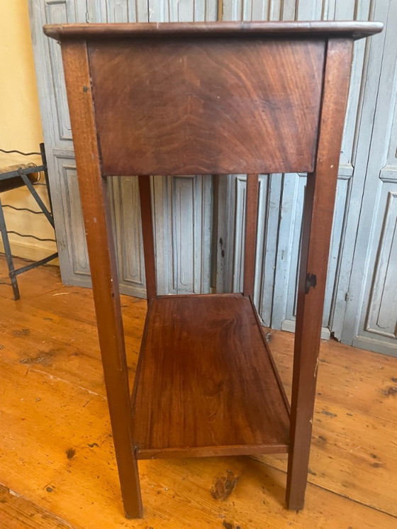 Image 1 of Tavolino laterale in mogano, tavolino francese