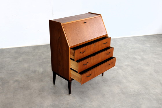 Image 1 of Segretaria svedese vintage in teak