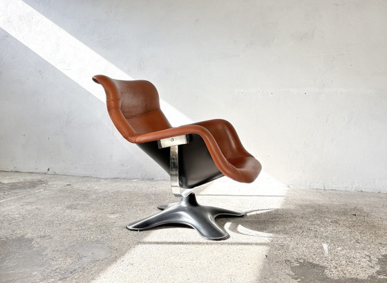 Poltrona Karuselli anni '70, design Yrjö Kukkapuro in pelle cognac – haimi, Poltrone, Fiberglass, Leather (photo 2 of 17)