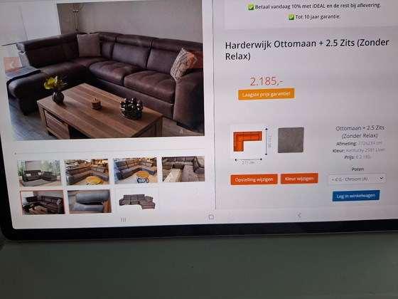 Image 1 of Divano angolare in tessuto marrone effetto pelle