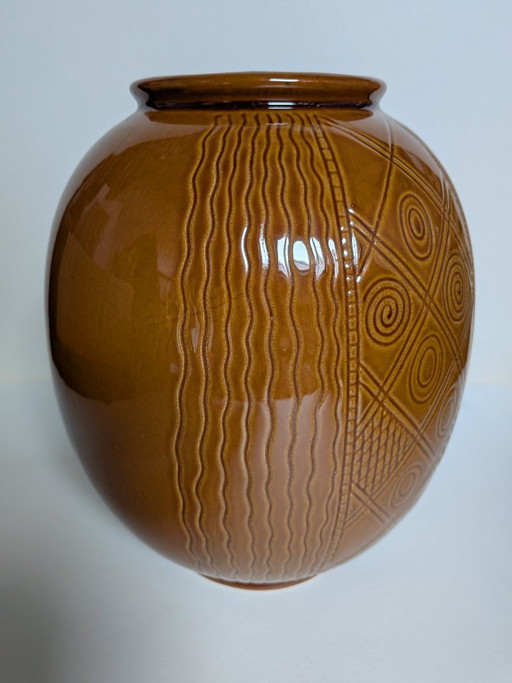 Willem Visser - The Sphinx - vase Venlo