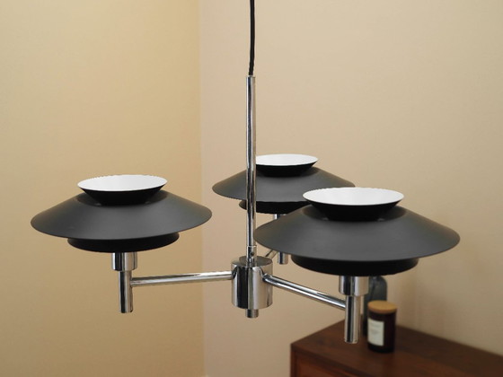 Lampada a sospensione Genoa con tre paralumi, in metallo, Harald Nyborg A/S, Danimarca, stile contemporaneo (photo 7 of 16)