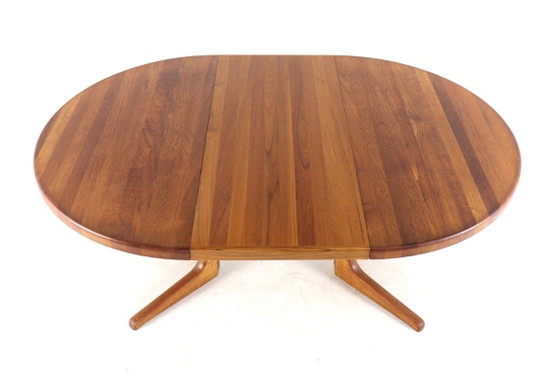 Round Danish 2x extendable solid teak dining table midcentury – Wood (photo 9 of 15)