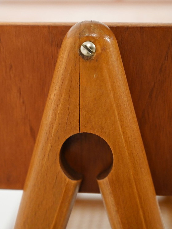 Image 1 of Comodino vintage scandinavo in teak con canna di Vienna