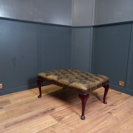 Image 1 of Pouf Chesterfield vintage in pelle