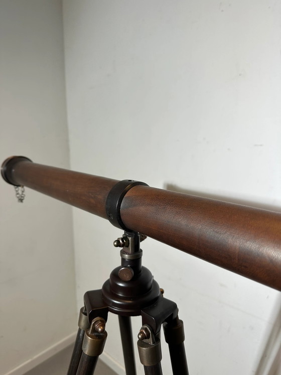 Telescopio de madera – Esculturas (photo 5 of 6)