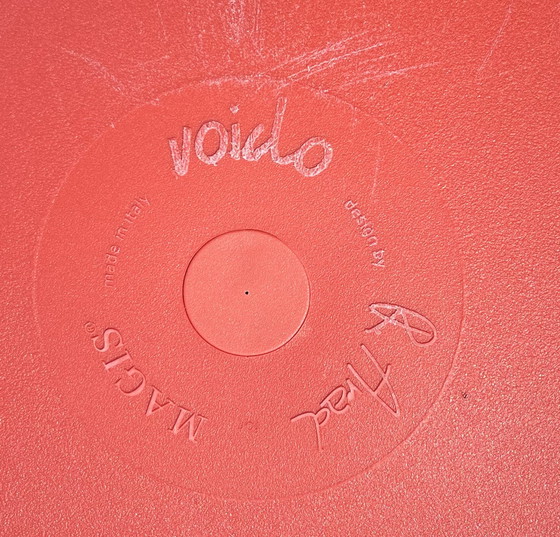 Image 1 of Ron Arad, presidente di Voido