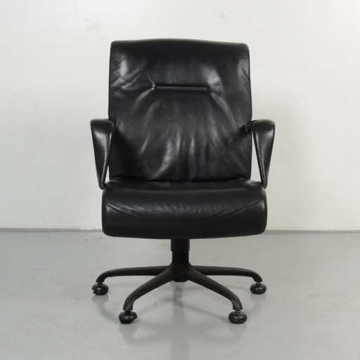 Poltrona Frau Fauteuil, Zwart Leder – bureaustoelen, Leather, Metal (photo 2 of 7)